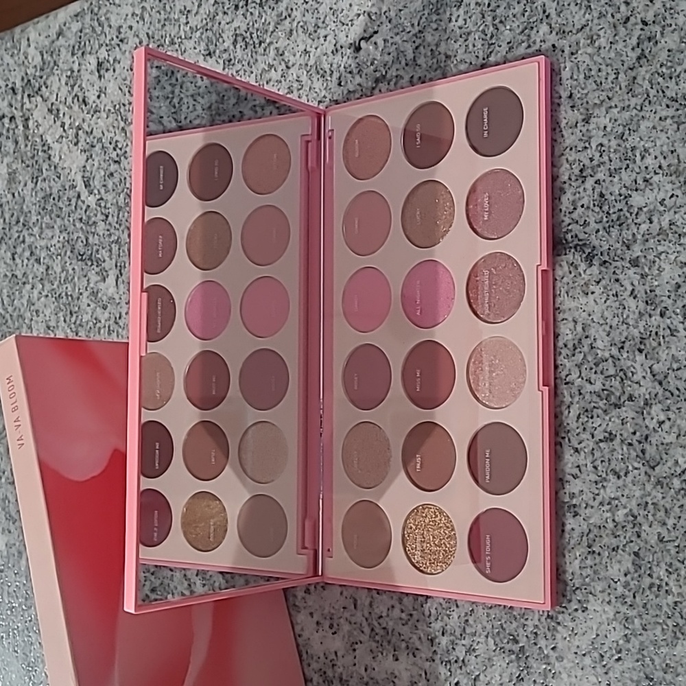 Morphe Va-Va 18V Bloom Mirrored Eyeshadow Palette - NEW